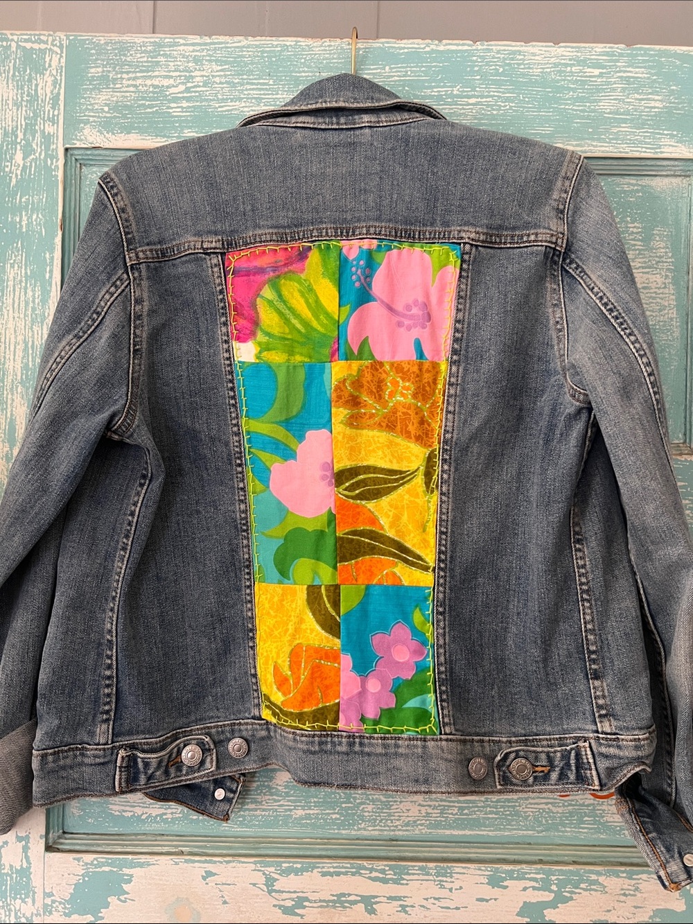 Levi's Blue Denim upcycled Jacket with vintage Hawaiian fabric Medium EUC aloha